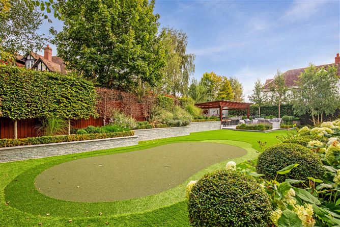 Mart Lane, Foxrock, Dublin 18