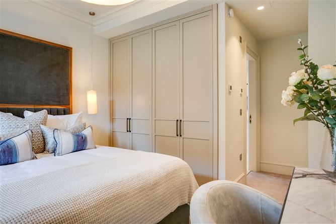 1 Deerfield Lodge, SPAFIELD TERRACE, Merrion, Dublin 4