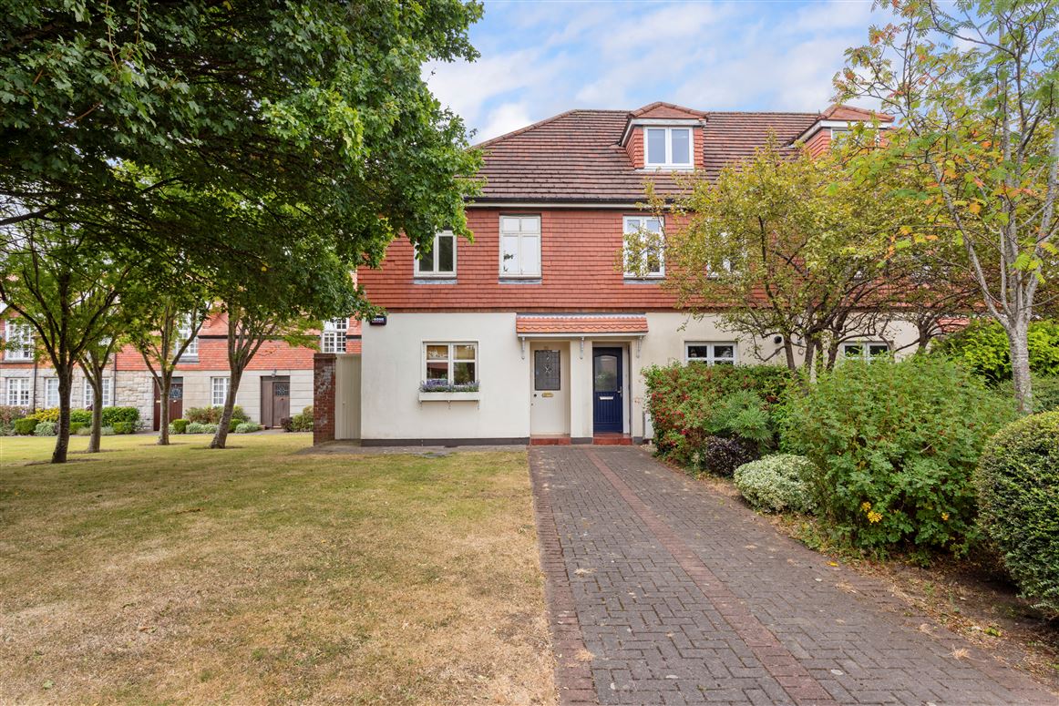 20 Hampton Crescent, Saint Helen's Wood, Booterstown, County Dublin