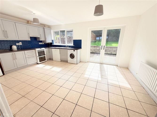 21 Pembroke Crescent, Pembroke Wood Passage West Cork, Passage West, Cork