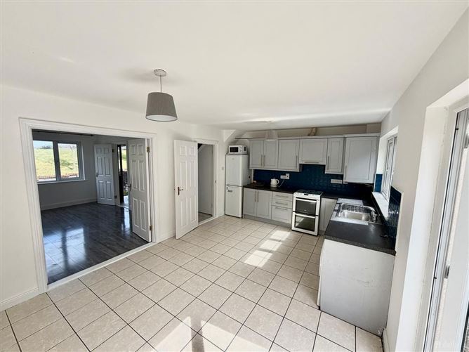 21 Pembroke Crescent, Pembroke Wood Passage West Cork, Passage West, Cork