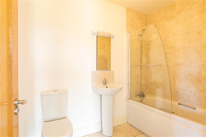 37 Green Acre Court, Firhouse Road, Knocklyon, Dublin 16