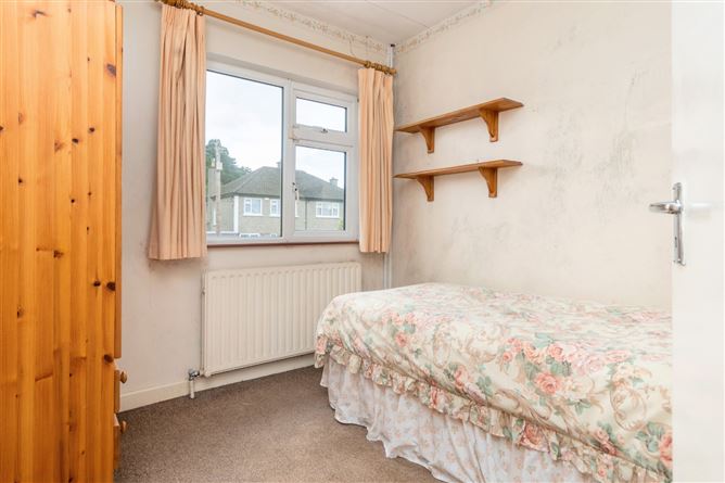 6 Hillside Park, Rathfarnham, Dublin 16