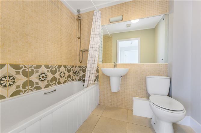  Apartment 615, Block 600, Cathedral Court, South City Centre, Dublin 8