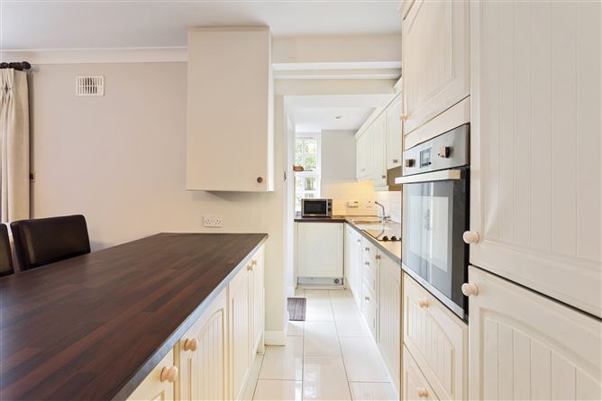 7 Monkstown Gate, Monkstown, Dublin