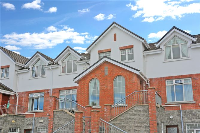 10 Cluain Dara Court, Clonmacken, Limerick