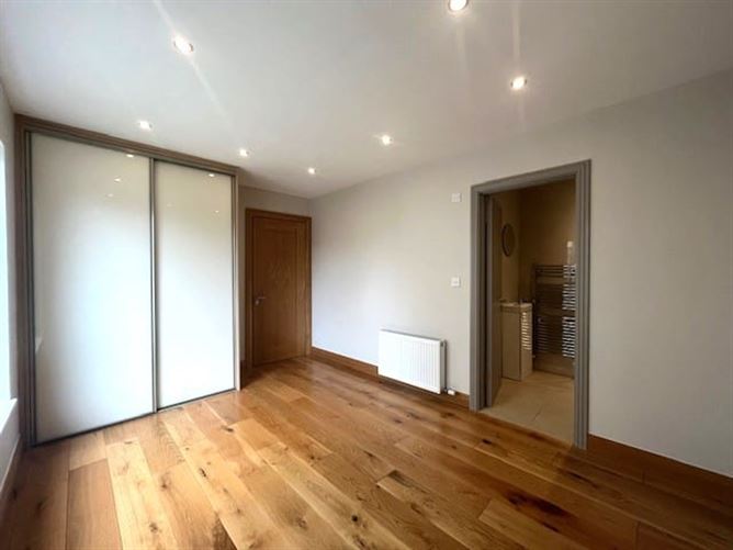 Esker Cottages, Lucan, Co. Dublin