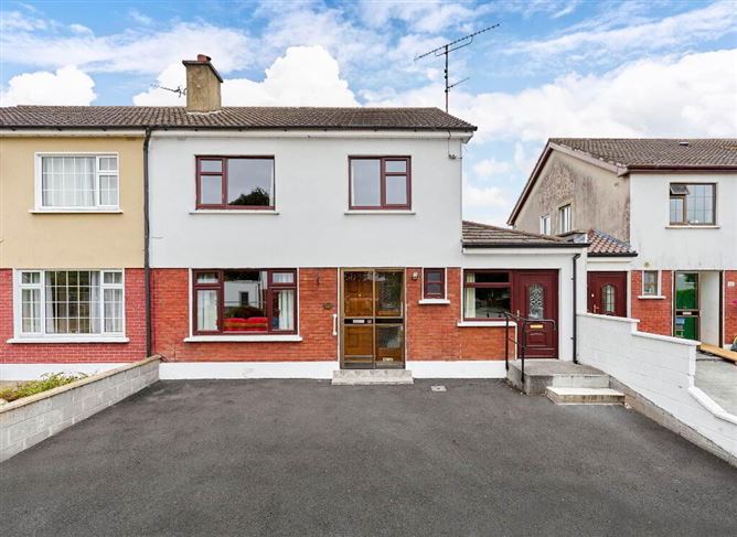 61 Woodlands, Navan, Meath
