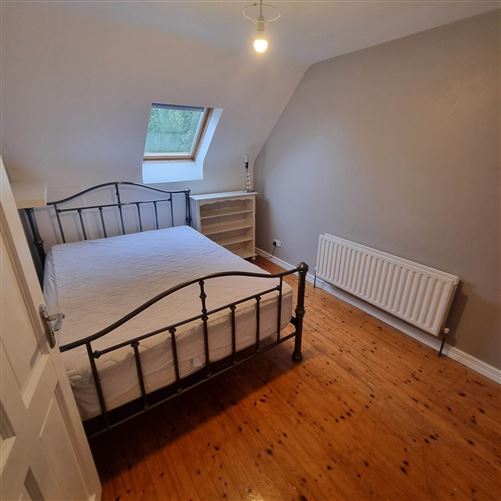 Caherlistrane, Galway, County Galway