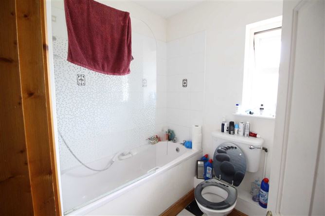 55 The Spires, Cobh, County Cork