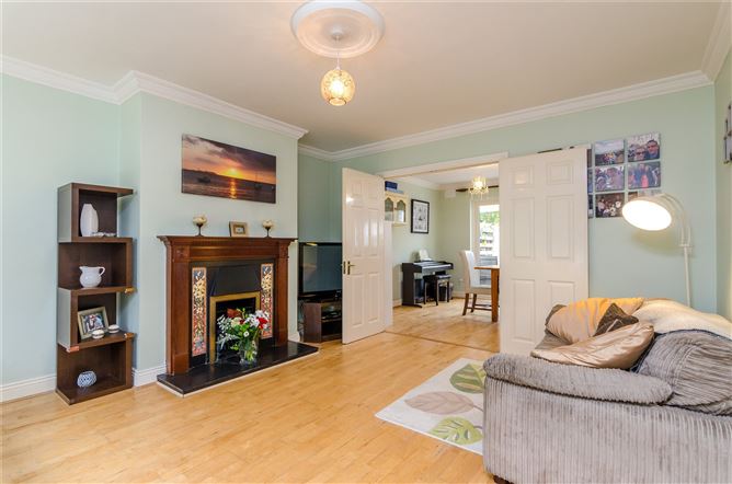 28 Luttrellstown Avenue, Castleknock, Dublin 15