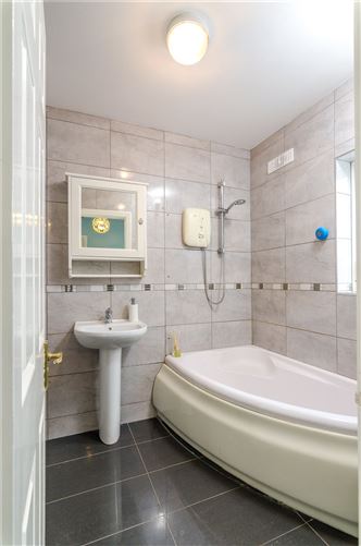 28 Luttrellstown Avenue, Castleknock, Dublin 15