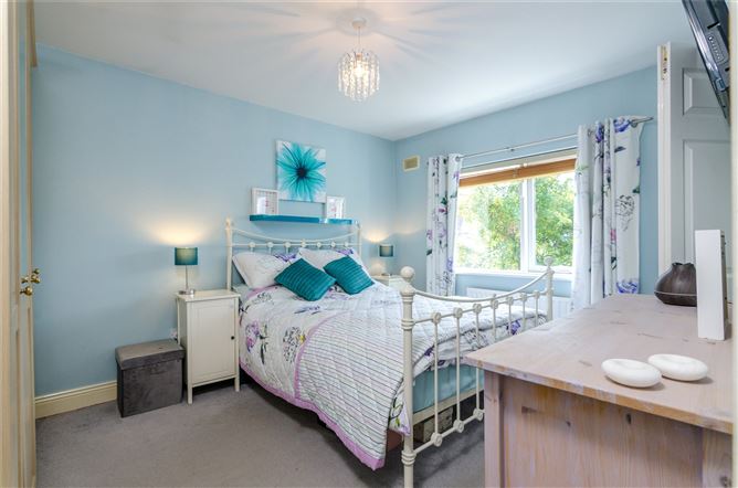 28 Luttrellstown Avenue, Castleknock, Dublin 15