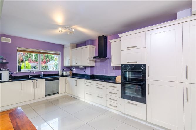 28 Luttrellstown Avenue, Castleknock, Dublin 15