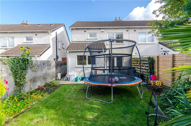 28 Luttrellstown Avenue, Castleknock, Dublin 15