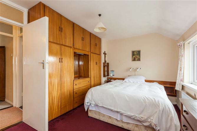 96 Edenmore Grove, Raheny, Dublin 5