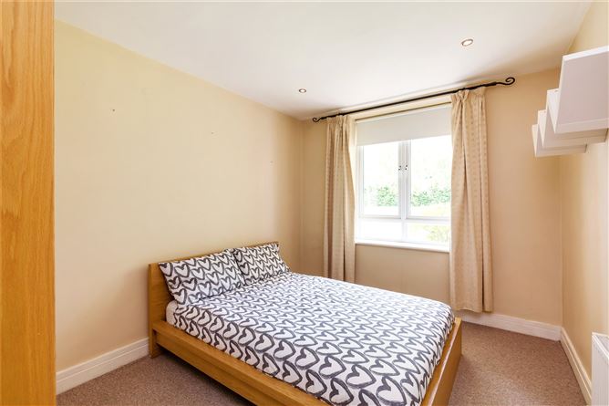 47 Castleheath, Swords Road, Malahide, Co. Dublin