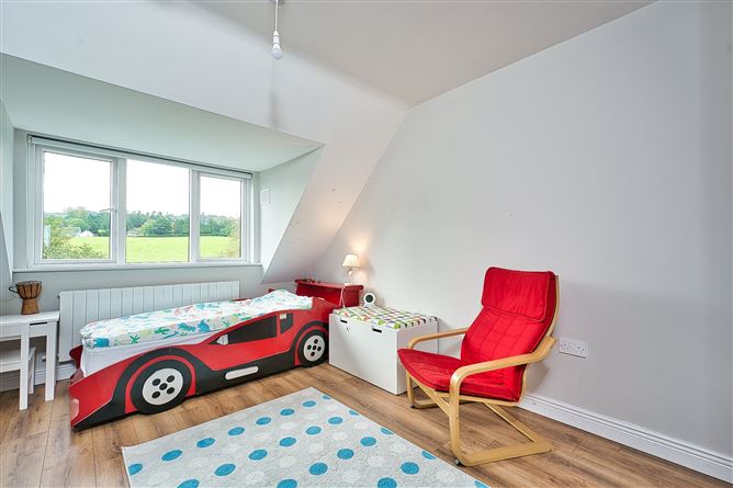 32 The Avenue, Green Lane Manor, Rathcoole, Dublin