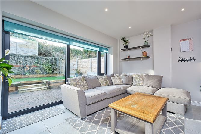 32 The Avenue, Green Lane Manor, Rathcoole, Dublin