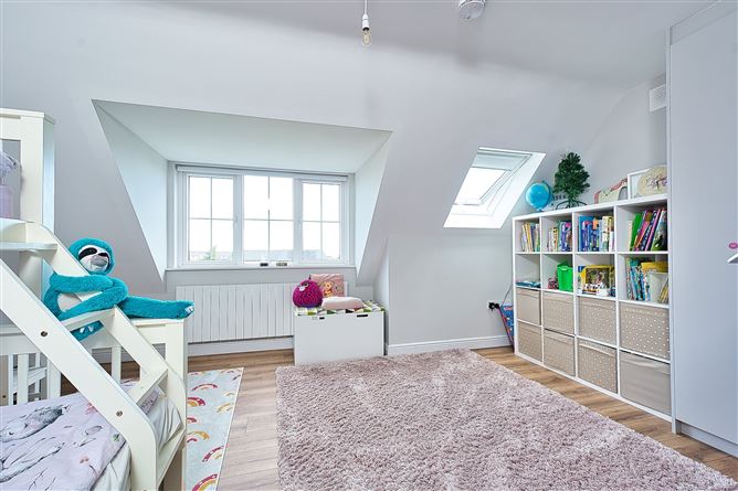 32 The Avenue, Green Lane Manor, Rathcoole, Dublin