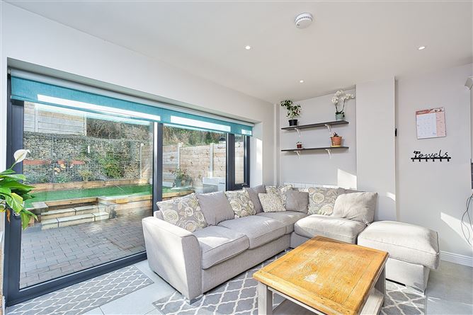 32 The Avenue, Green Lane Manor, Rathcoole, Dublin