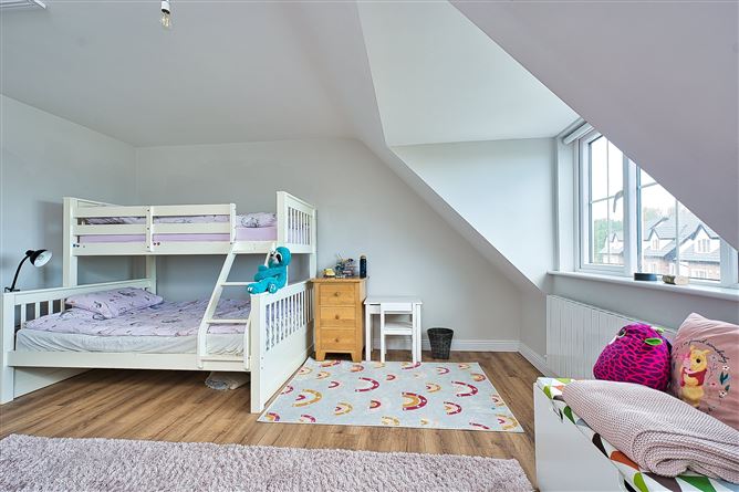 32 The Avenue, Green Lane Manor, Rathcoole, Dublin