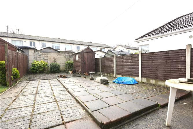 17 Saint Johns Crescent, Clondalkin,   Dublin 22