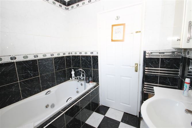 58 Forest Avenue, Kingswood, Dublin 24