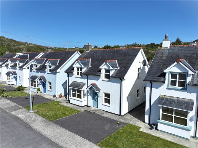 https://photos-a.propertyimages.ie/media/5/4/5/4776545/33b9e9cb-2978-47be-a63e-461ed395d516_l.jpg