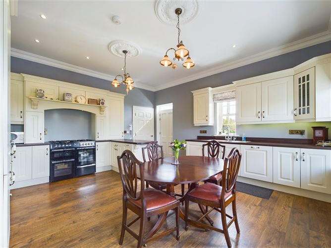 King's River Lodge On 6.5 Acres, Modeshill, Mullinahone, Co. Tipperary