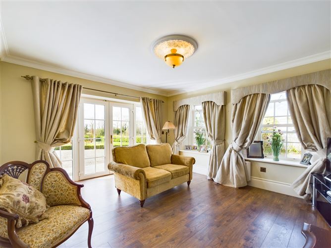 King's River Lodge On 6.5 Acres, Modeshill, Mullinahone, Co. Tipperary