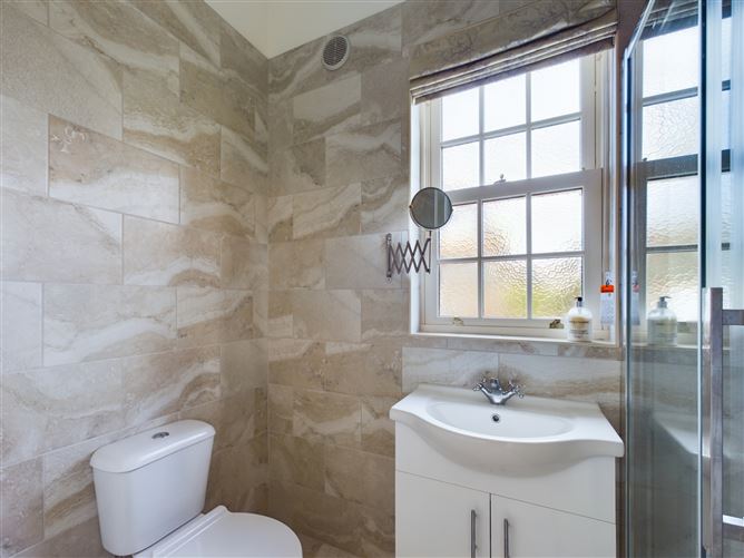 King's River Lodge On 6.5 Acres, Modeshill, Mullinahone, Co. Tipperary
