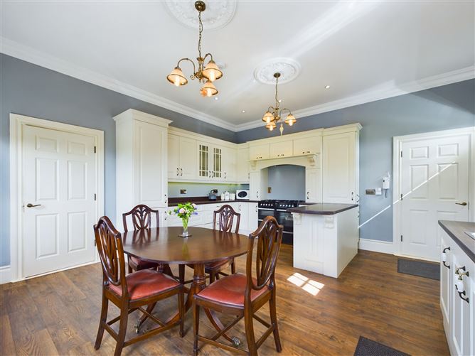 King's River Lodge On 6.5 Acres, Modeshill, Mullinahone, Co. Tipperary