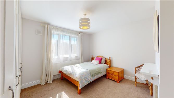 24 Pearse Bros Park, Rathfarnham, Dublin 16