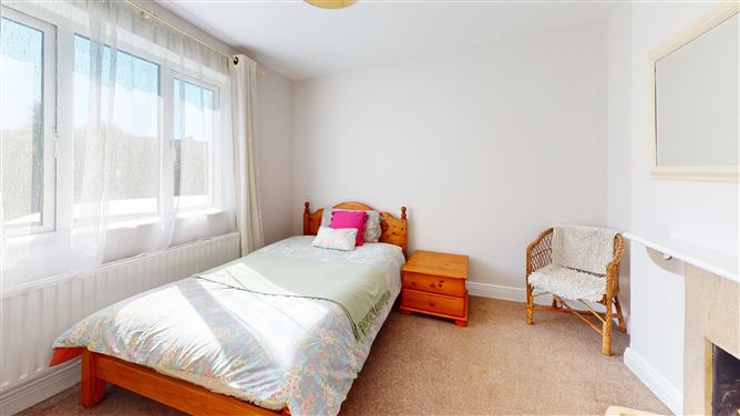 24 Pearse Bros Park, Rathfarnham, Dublin 16