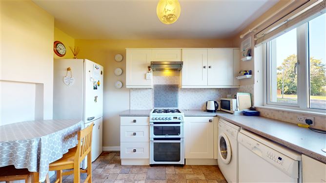 24 Pearse Bros Park, Rathfarnham, Dublin 16