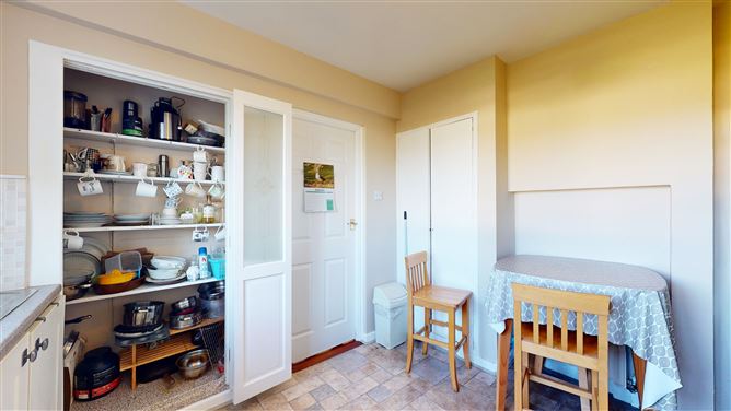 24 Pearse Bros Park, Rathfarnham, Dublin 16
