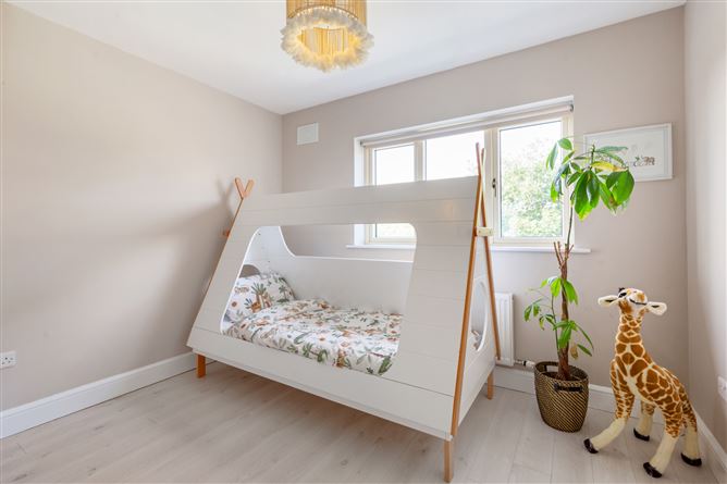 10 The Grove, Newtown Hall, Maynooth, Co. Kildare