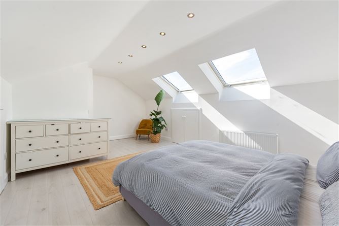 10 The Grove, Newtown Hall, Maynooth, Co. Kildare