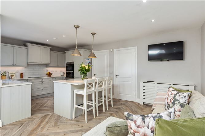 10 The Grove, Newtown Hall, Maynooth, Co. Kildare