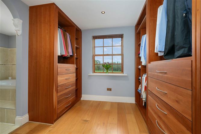 An Teach Buí, Rathmore, Athboy, County Meath