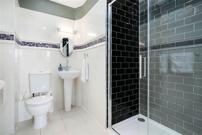 An Teach Buí, Rathmore, Athboy, County Meath