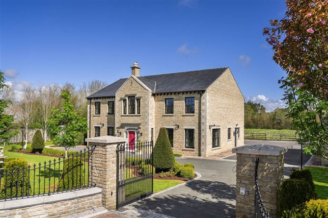 An Teach Buí, Rathmore, Athboy, County Meath