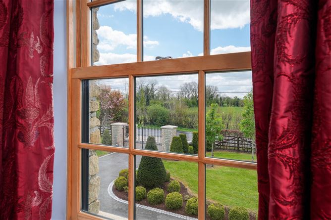 An Teach Buí, Rathmore, Athboy, County Meath