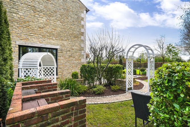 An Teach Buí, Rathmore, Athboy, County Meath