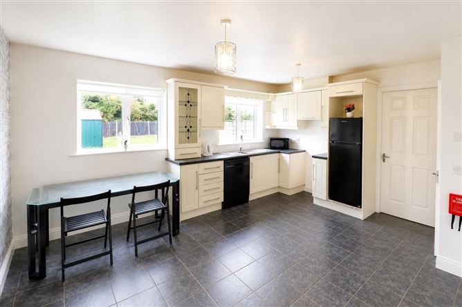 23 Ravenswood, Cregg Road, Carrick-on-Suir, Tipperary
