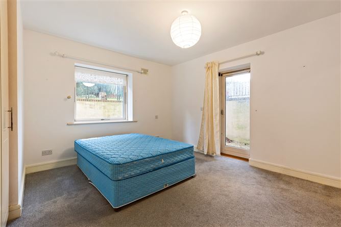 87 Ridge Hall, Shanganagh Road, Ballybrack, Co. Dublin