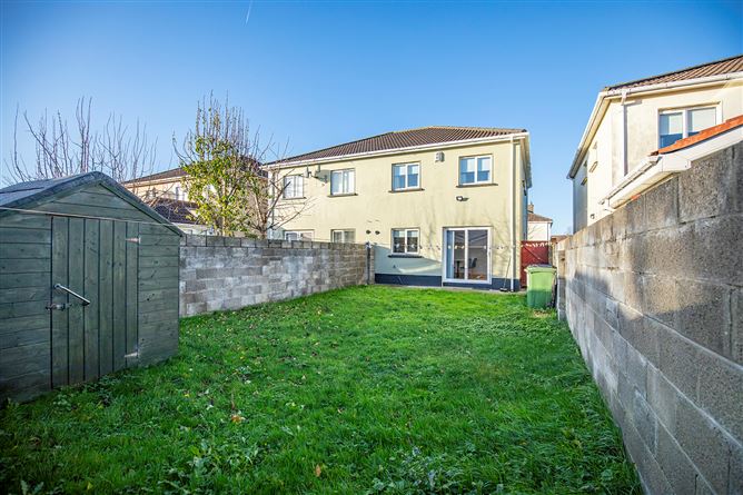8, Greenwood Way, Ayrfield, Dublin 13