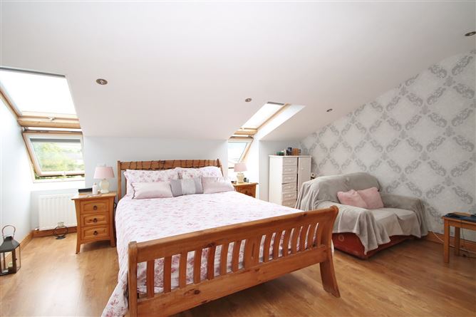 16 The Crescent, Millbrook Lawns, Tallaght, Dublin 24