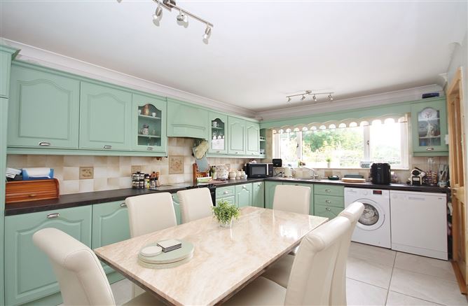 16 The Crescent, Millbrook Lawns, Tallaght, Dublin 24